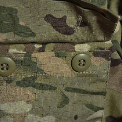 U.S.A. cammuffa l'uniforme tattica militare di combattimento del ACU di usura per il paintball di Wargame
