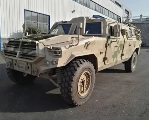 4X4 Veicolo corazzato di assalto contro le sommosse Crociera per pattuglia di frontiera, comando delle comunicazioni, assalto altri compiti