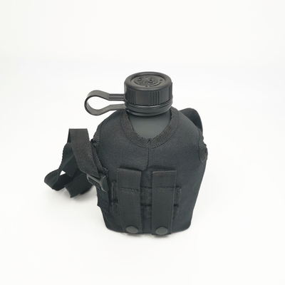 Studenti di formazione in campeggio bottiglia d'acqua corpo in alluminio con rivestimento in gomma finitura opaca con sacchetto a spalla strisce