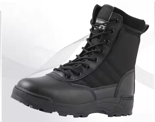 Scarpe da ginnastica per l'allenamento e l'arrampicata