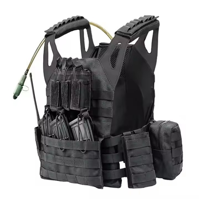 Vestico tattico con sacchetto d'acqua