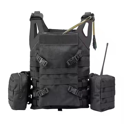 Vestico tattico con sacchetto d'acqua